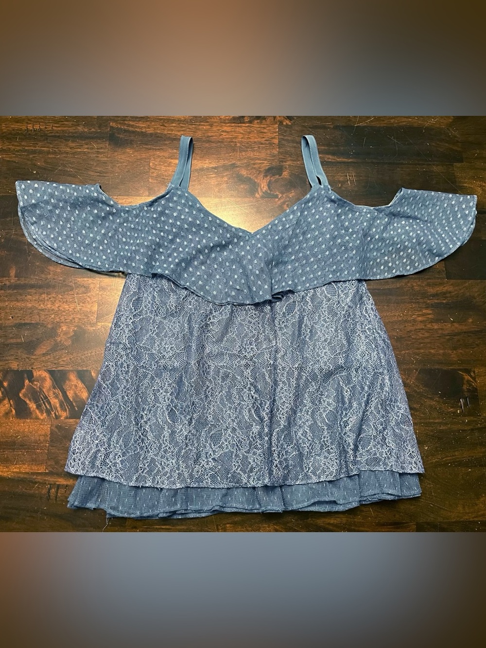 White House Black Market Blue Cold-Shoulder Lace Overlay Camisole - (XXS)